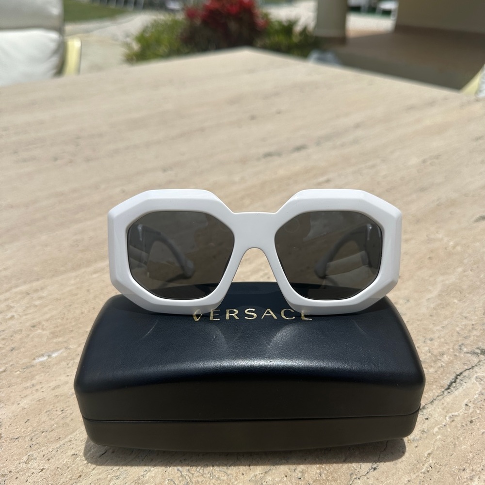 Versace Bold White and Black Retro Sunglasses